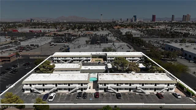 $1,345 | 5001 O'Bannon Drive, Unit AO, Las Vegas, NV 89146