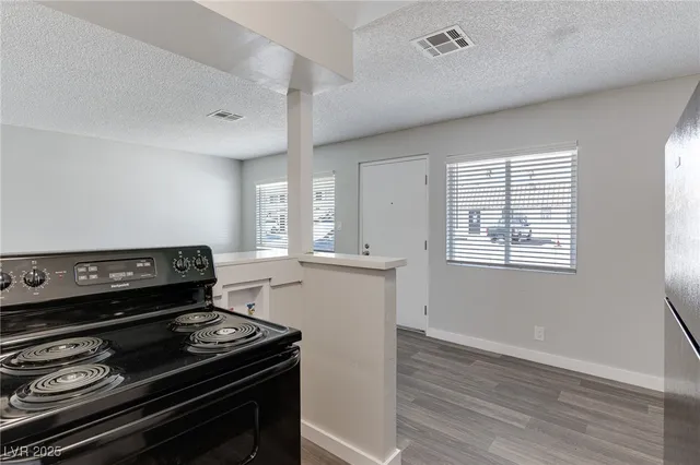 $1,345 | 5001 O'Bannon Drive, Unit AO, Las Vegas, NV 89146