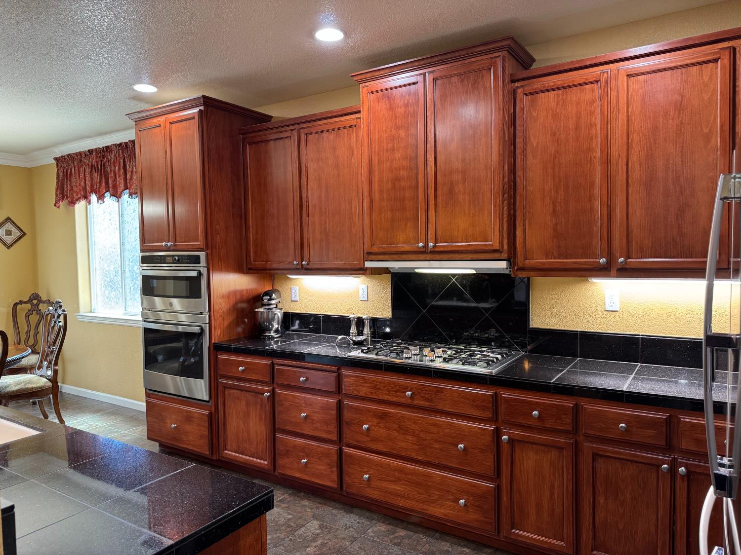 1058 Tidewater Point Lathrop, CA 95330 - Photo 14 of 45