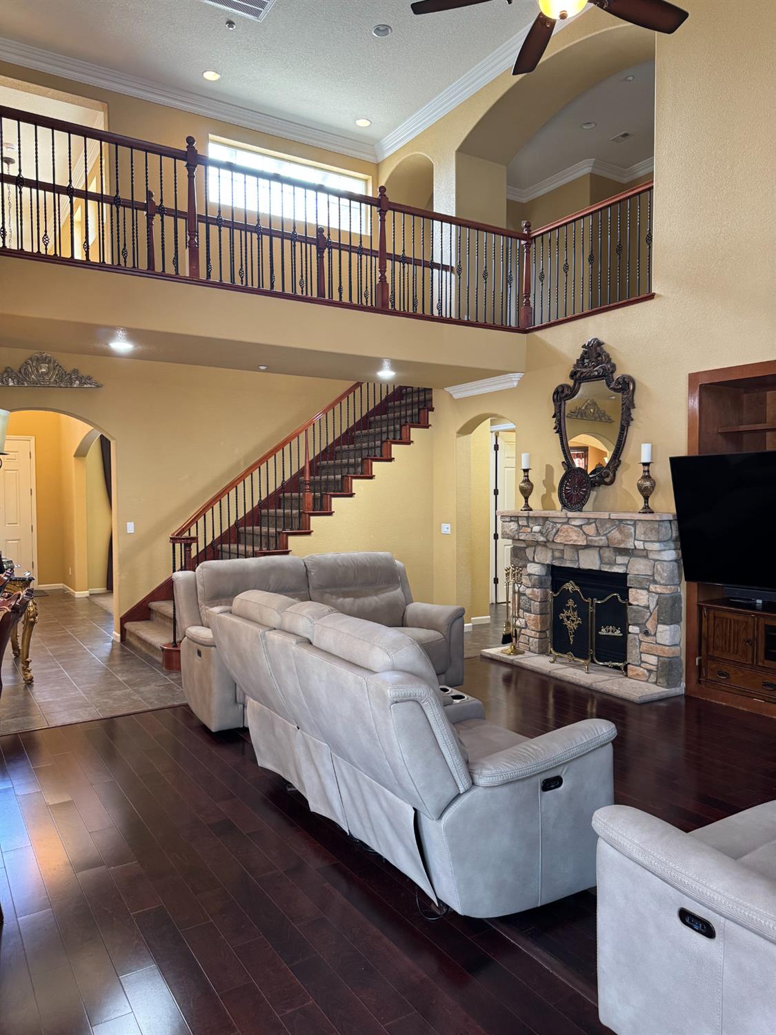 1058 Tidewater Point Lathrop, CA 95330 - Photo 10 of 45