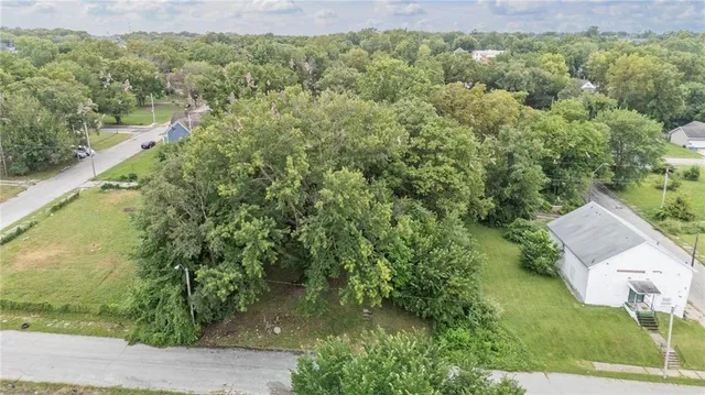 $10,000 | 3113 East 19th Street, Kansas City, MO 64127