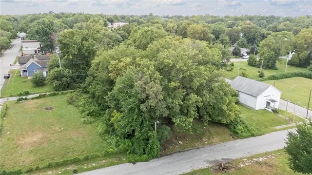 $10,000 | 3113 East 19th Street, Kansas City, MO 64127