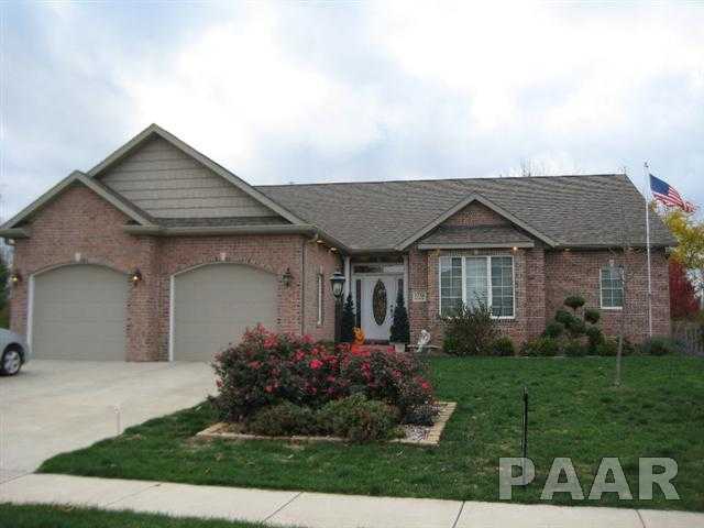 1736 Sycamore Washington, IL 61571 - Photo 1 of 21 Gallery Image 1