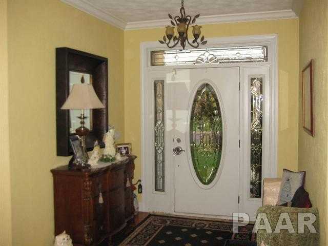 1736 Sycamore Washington, IL 61571 - Photo 2 of 21 Gallery Image 2