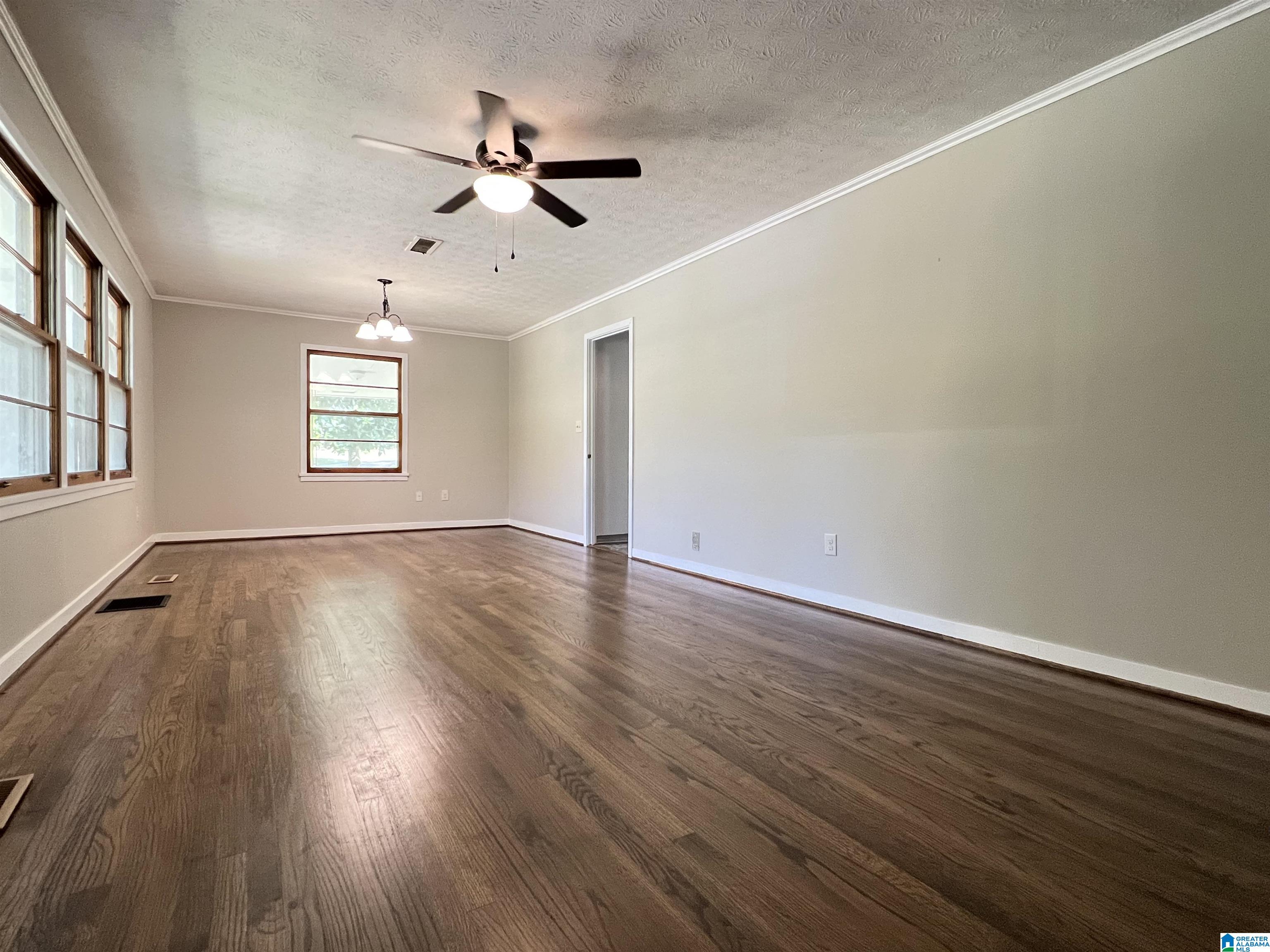 3901 Calhoun Avenue Anniston, AL 36201 - Photo 4 of 17