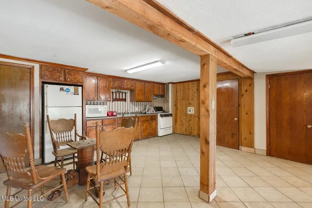 $275,000 | 1126 East Lakeshore Drive, Carriere, MS 39426