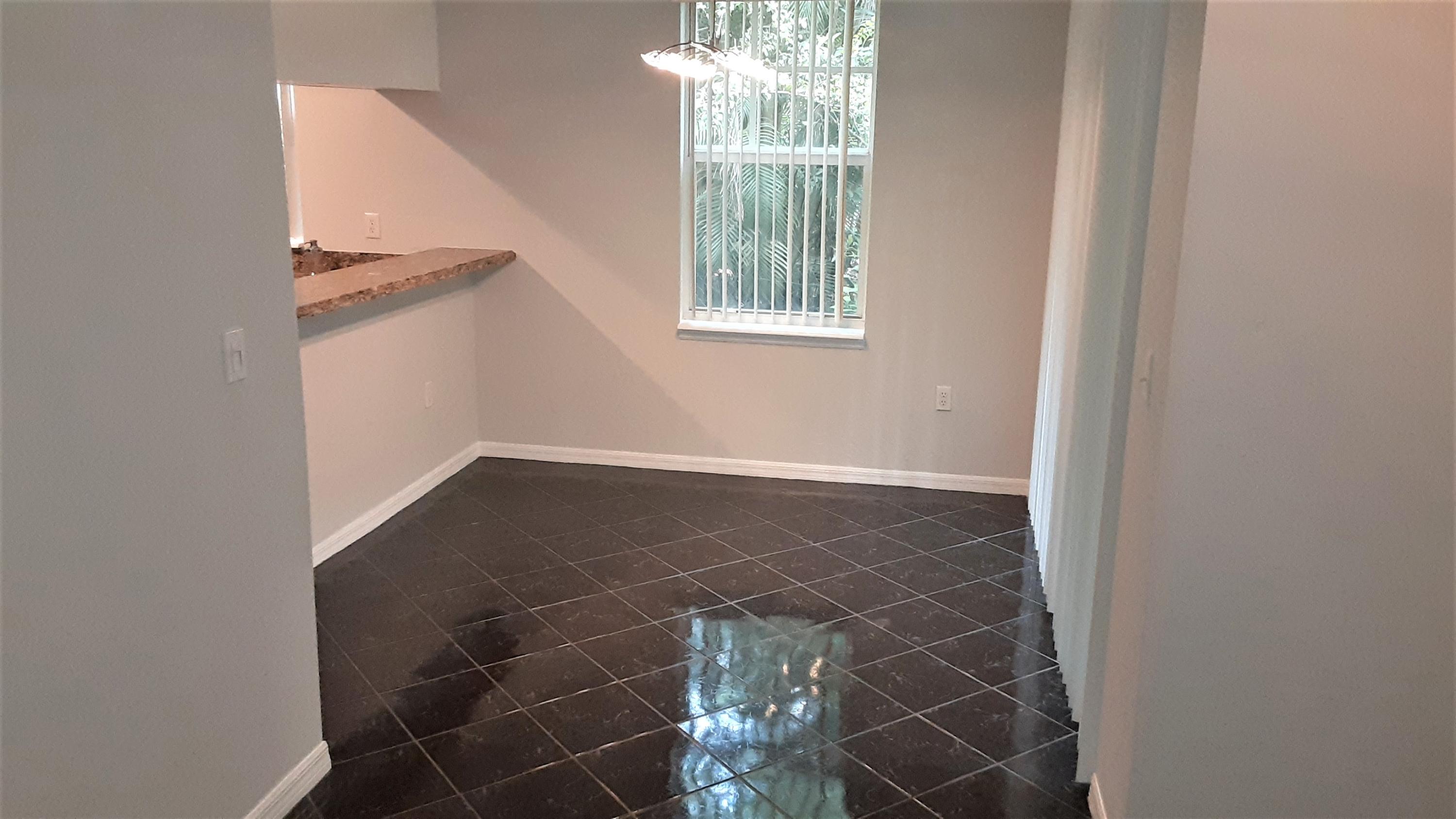 6946 West Sample Road, Unit 6946 Pompano Beach, FL 33063 - Photo 9 of 35 dining area