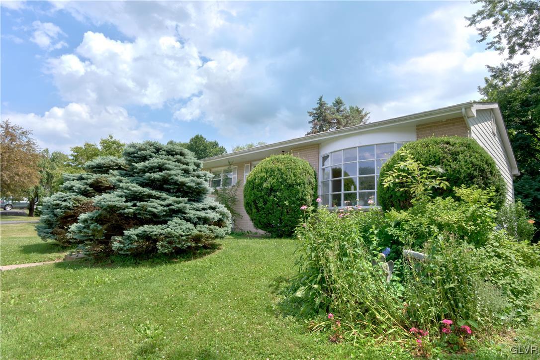 3030 Ridon Court Bethlehem, PA 18020 - Photo 3 of 21 Gallery Image 3