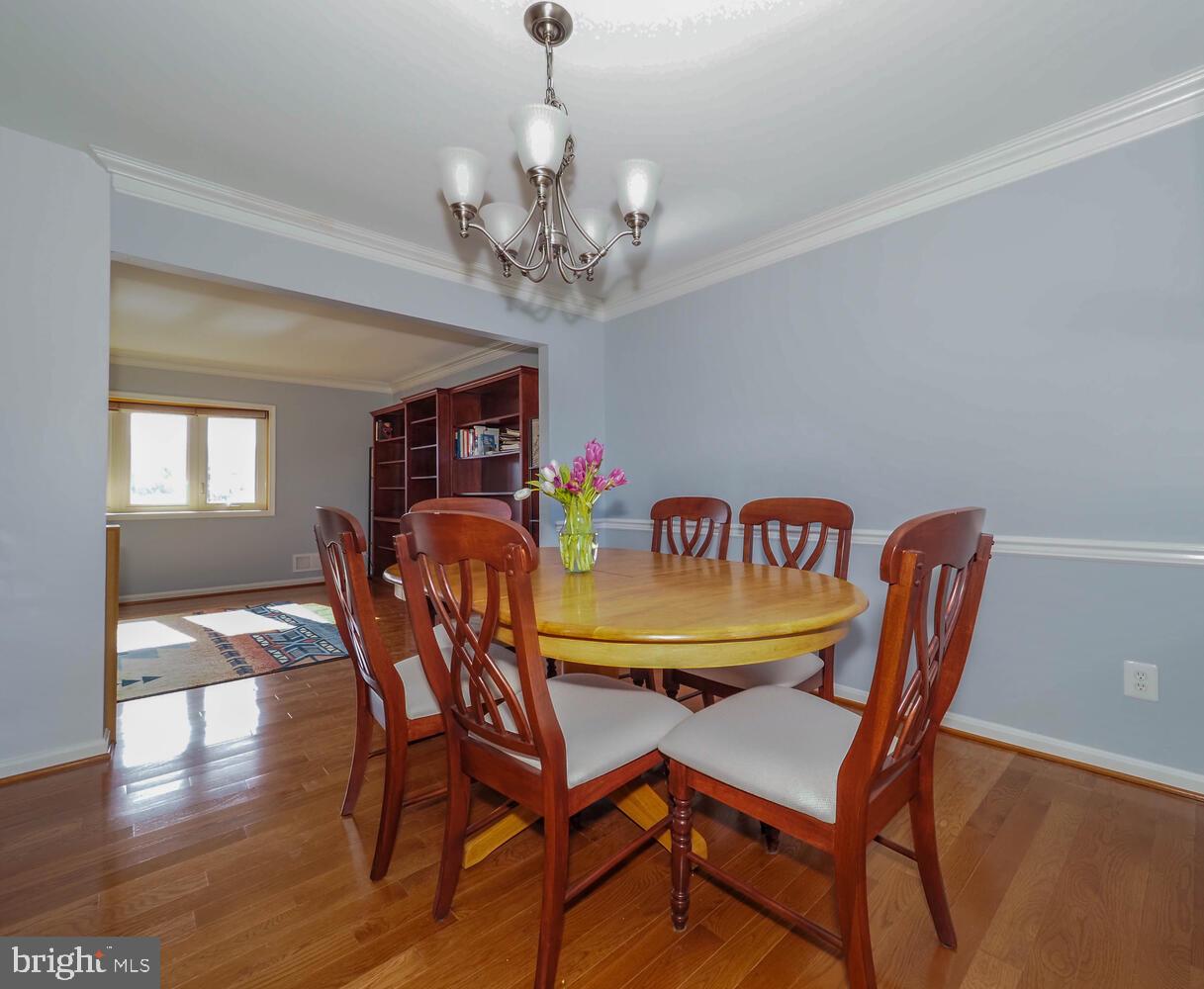 110 Rockrimmon Road Reisterstown, MD 21136 - Photo 28 of 68 Dining room