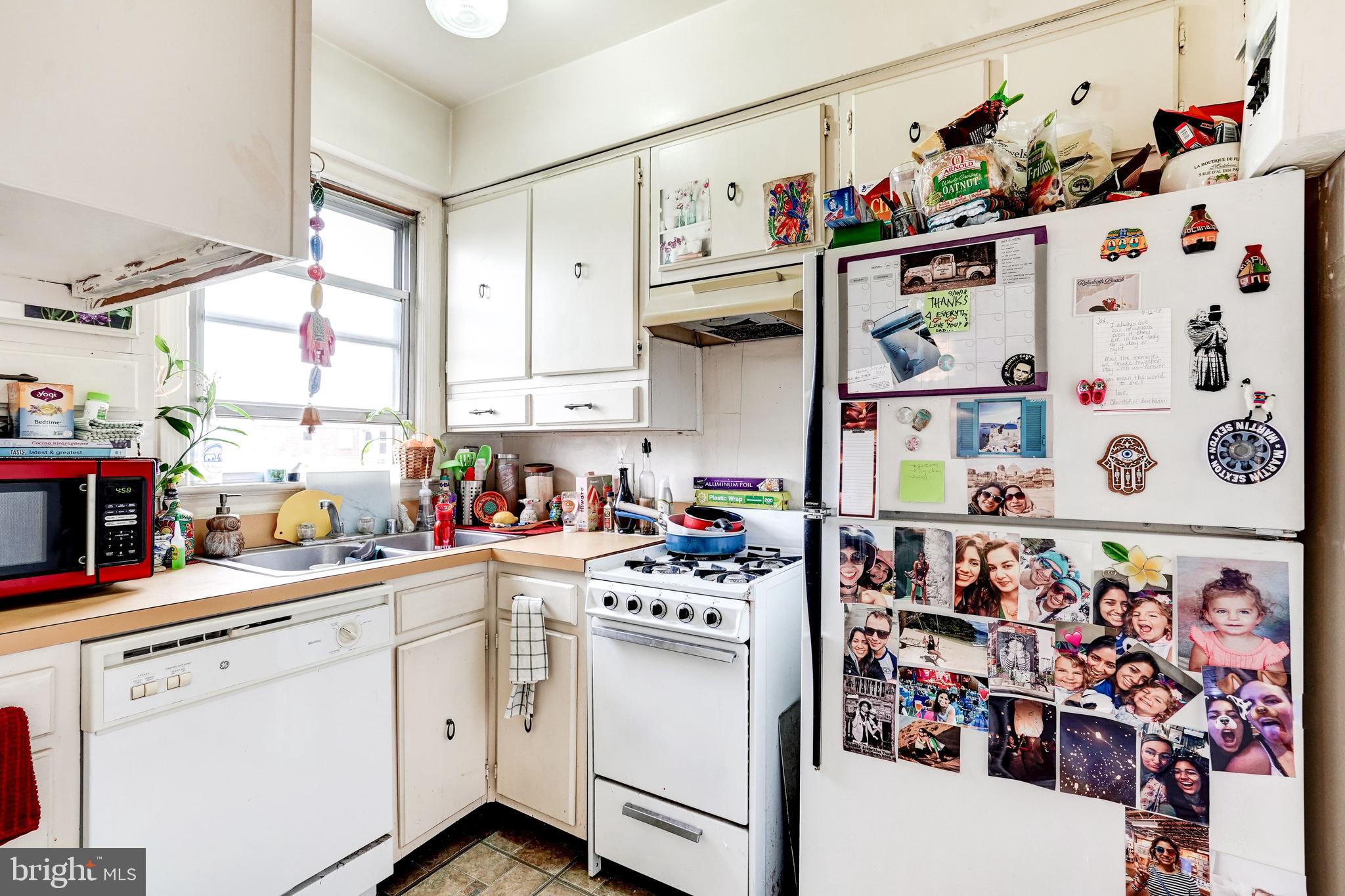 2500 Q Street Northwest, Unit 524 Washington, DC 20007 - Photo 7 of 13 Kitchen