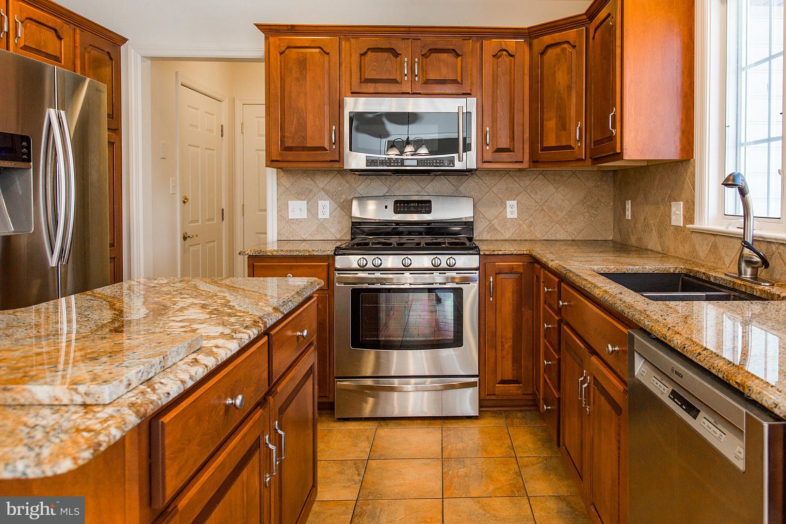 508 Campbell Road York, PA 17402 - Photo 4 of 57 Gallery Image 4