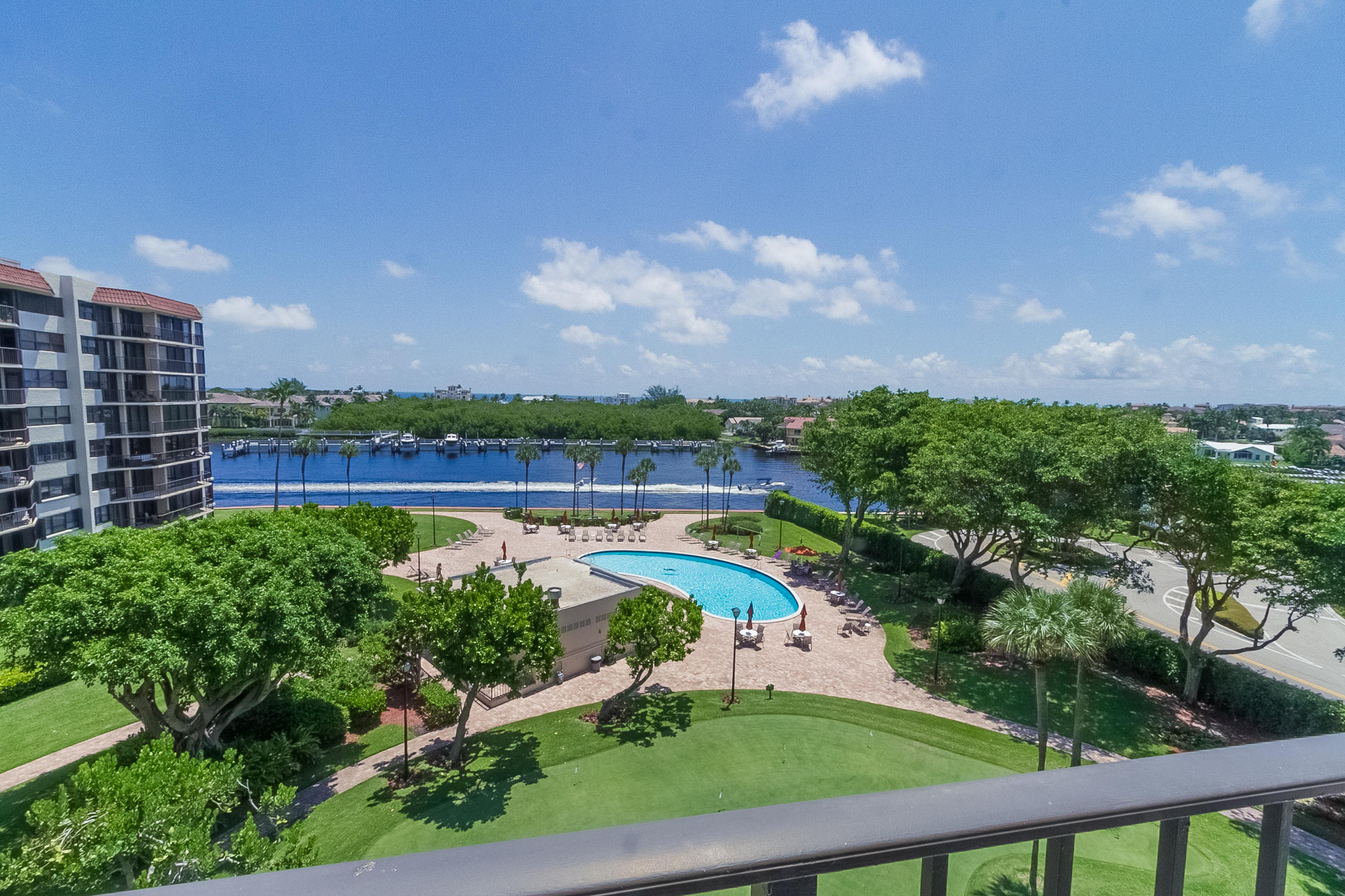 859 Jeffery Street, Unit 614 Boca Raton, FL 33487 - Photo 8 of 21 Porta Bella (8 of 21)