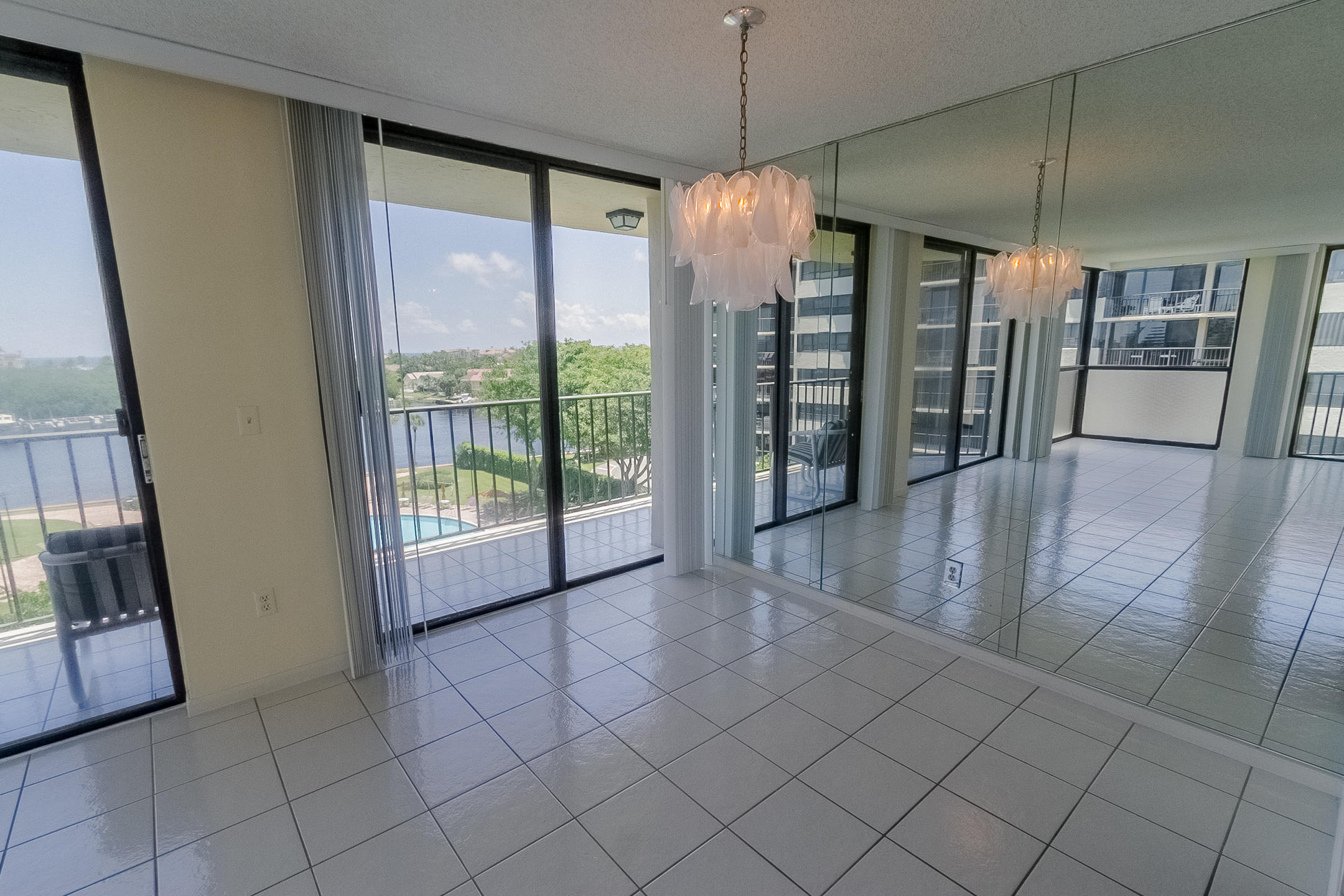 859 Jeffery Street, Unit 614 Boca Raton, FL 33487 - Photo 10 of 21 Porta Bella (19 of 21)