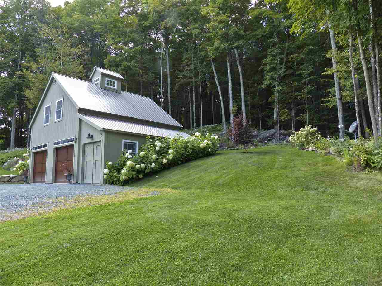 358 Dana Road Pomfret, VT 05053 - Photo 6 of 29
