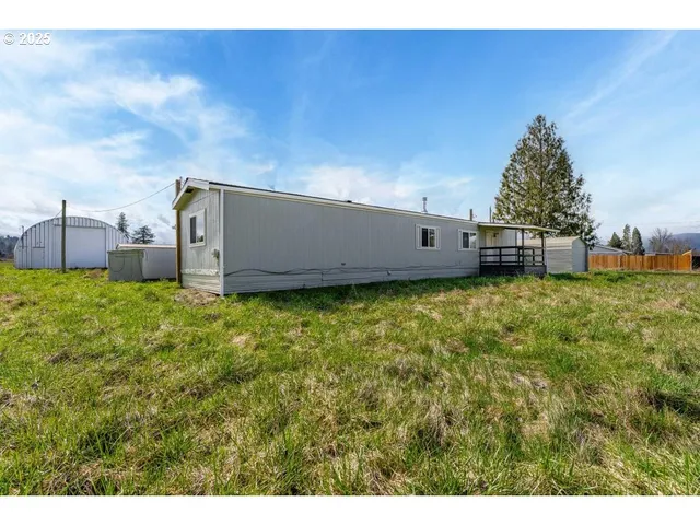 $399,900 | 3597 Leonard Road, Grants Pass, OR 97527