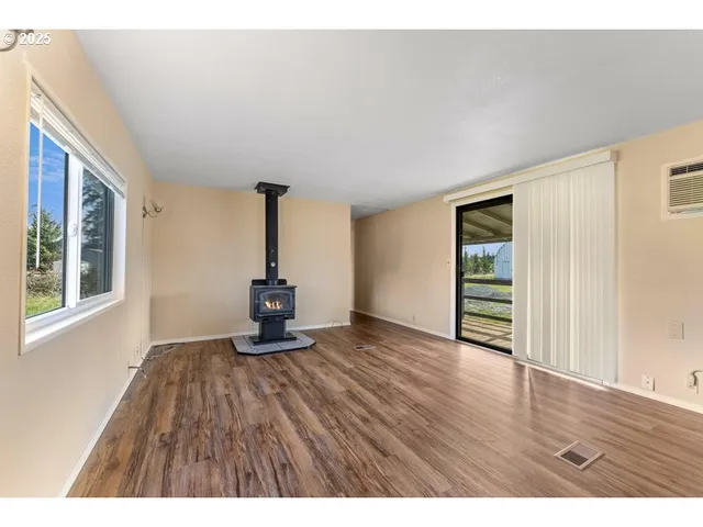 $399,900 | 3597 Leonard Road, Grants Pass, OR 97527