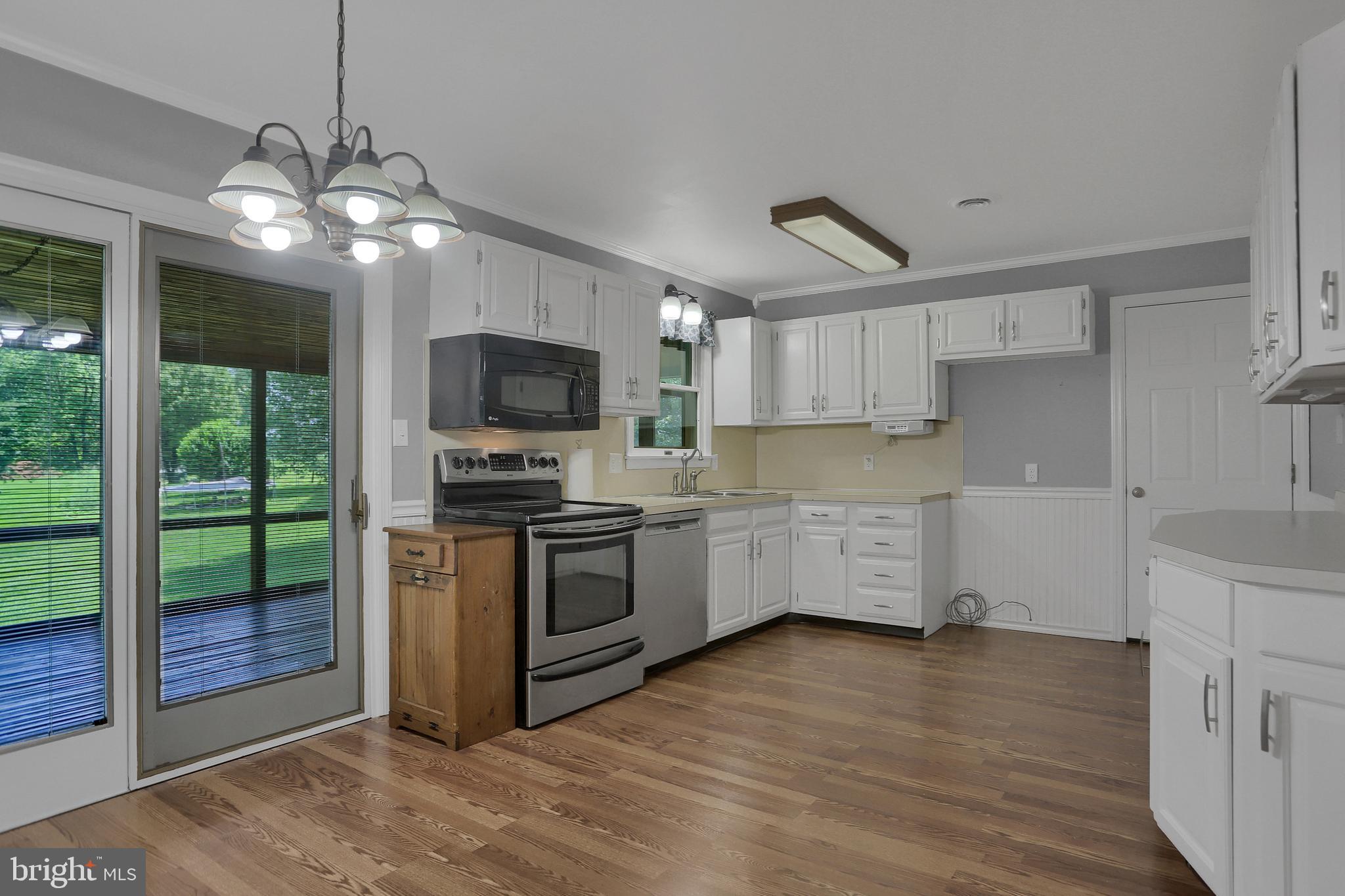 8123 Elizabethtown Road Elizabethtown, PA 17022 - Photo 10 of 32 Gallery Image 10