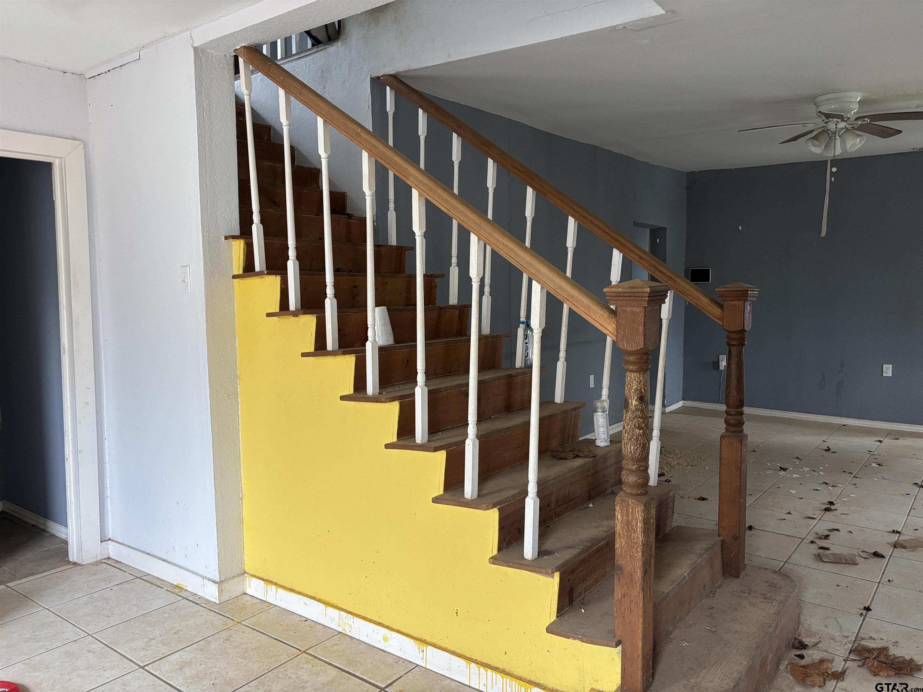 421 East Rosedale Street Tyler, TX 75702 - Photo 5 of 14 a view of entryway