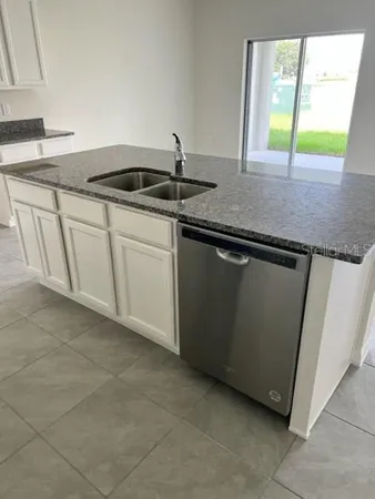 $1,750 | 2016 Carnostie Road, Winter Haven, FL 33884