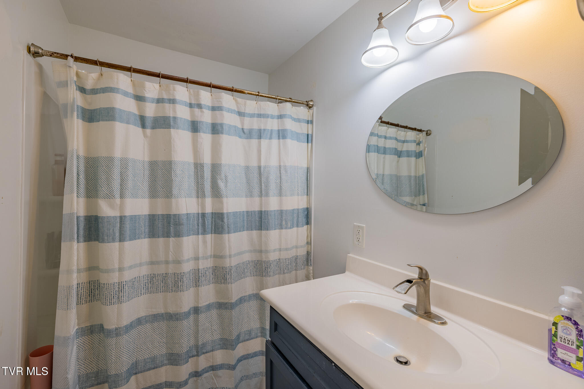 3216 Brownlow Road Kingsport, TN 37660 - Photo 15 of 28 1R9A3054-HDR