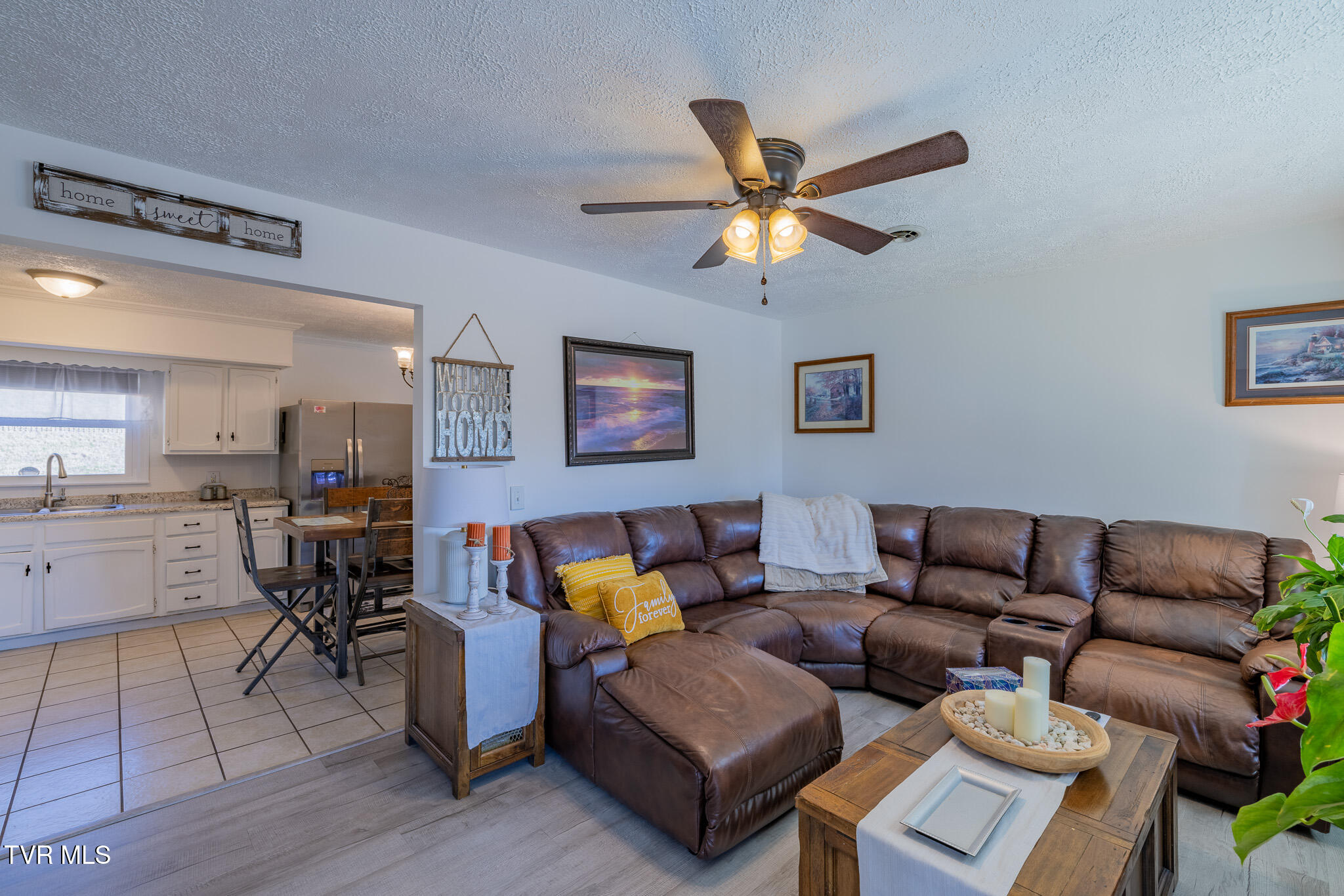 3216 Brownlow Road Kingsport, TN 37660 - Photo 3 of 28 1R9A3015-HDR