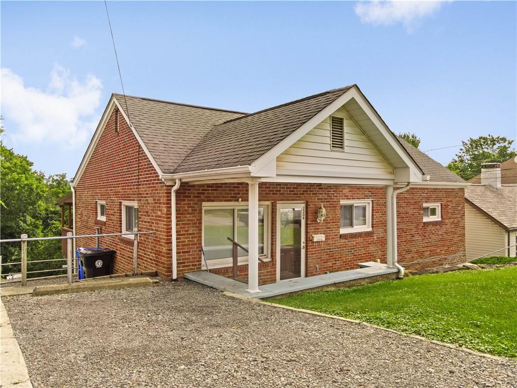 2209 Front Street Monaca, PA 15061 - Photo 1 of 25 Gallery Image 1