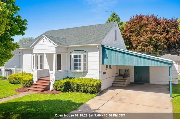 $219,900 | 521 Newhall Street, Green Bay, WI 54302