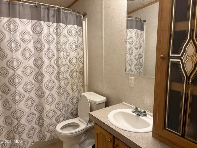 $239,900 | 47 Oatman Lane, Granville, NY 12832