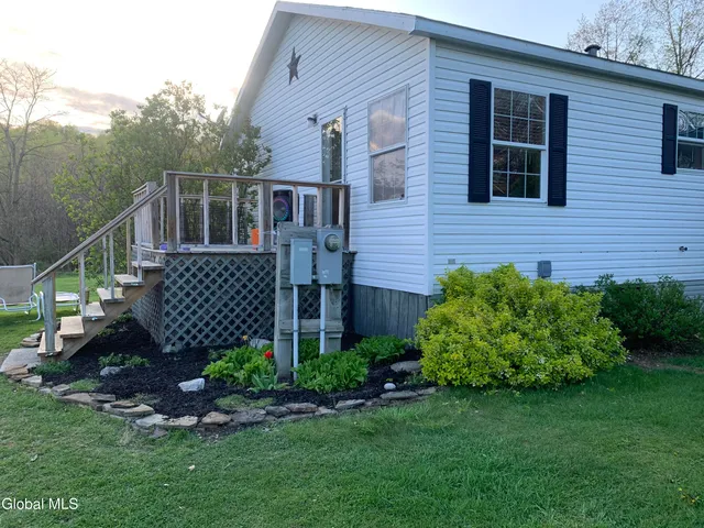 $239,900 | 47 Oatman Lane, Granville, NY 12832