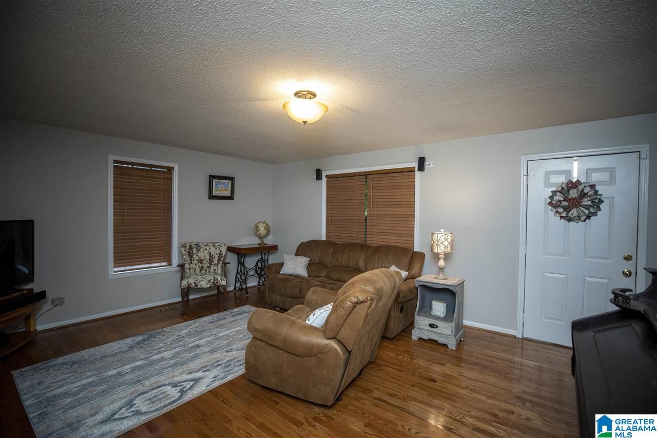 1727 Sand Valley Road Oneonta, AL 35121 - Photo 13 of 43