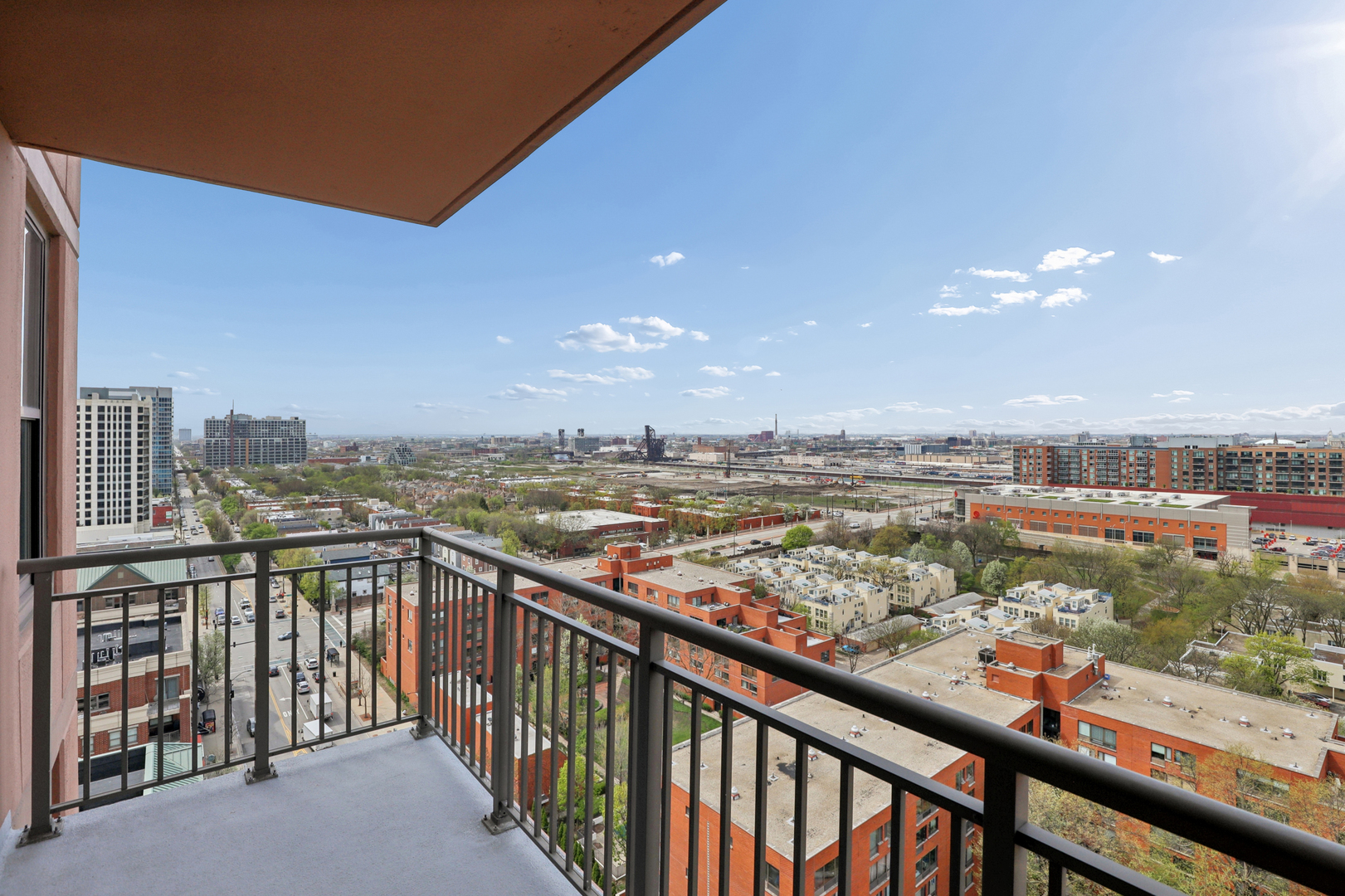 1101 South State Street, Unit 1607 Chicago, IL 60605 - Photo 19 of 28