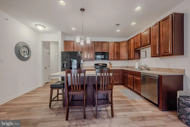 $255,000 | 5 Fountainview Drive, Unit 23, Newark, DE 19713