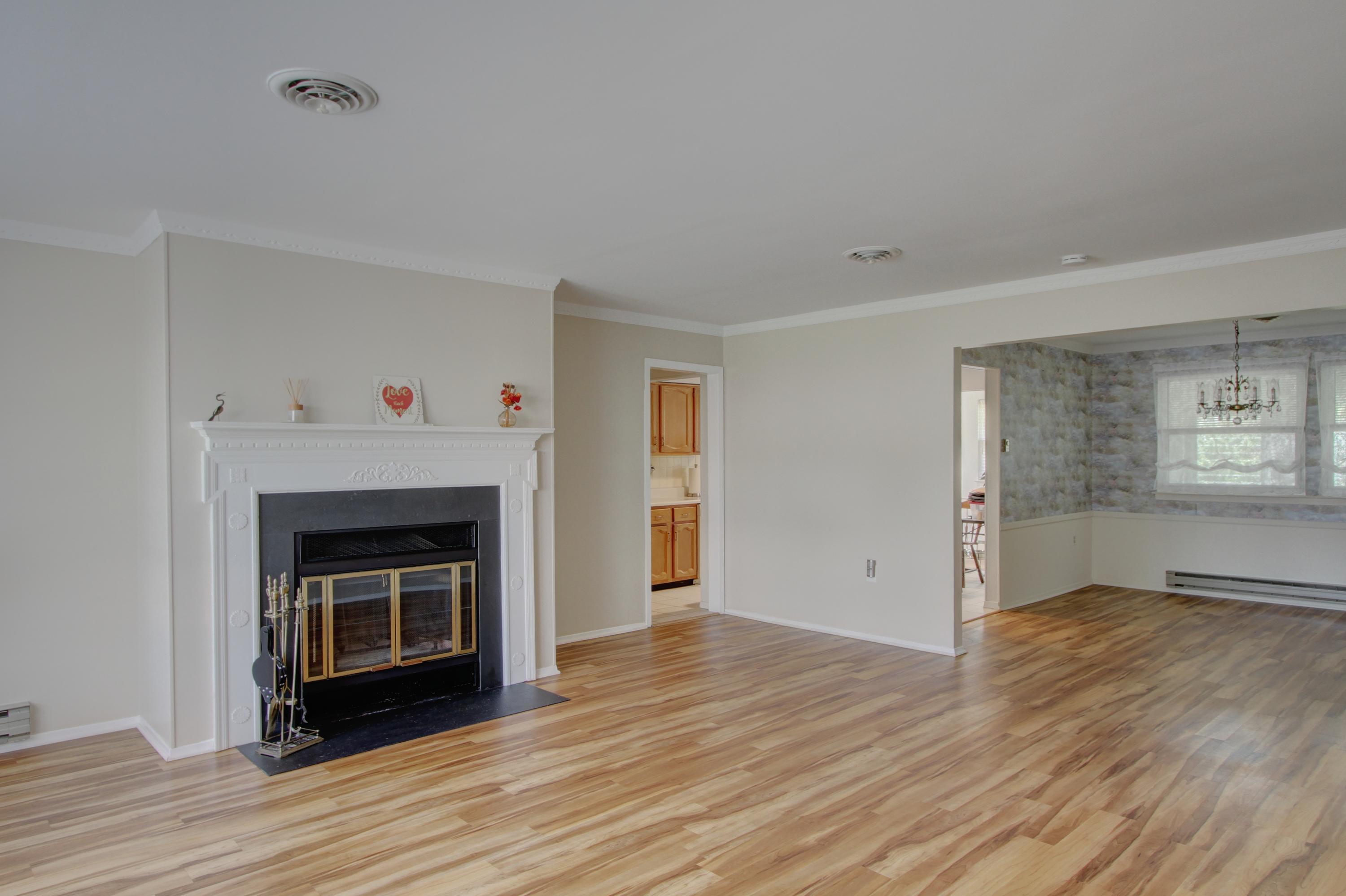 14 Amherst Road Whiting, NJ 08759 - Photo 11 of 31 Combo View