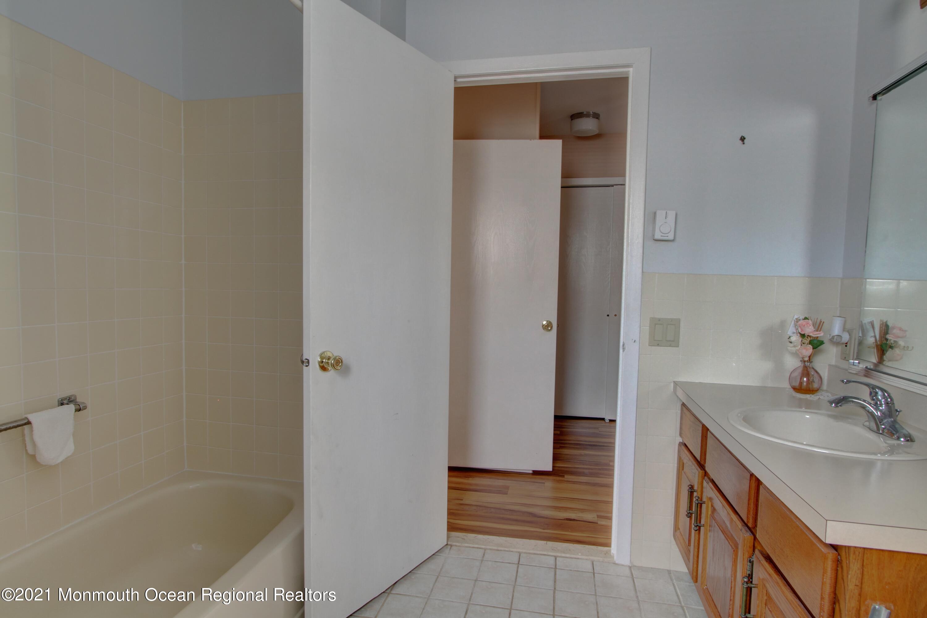 14 Amherst Road Whiting, NJ 08759 - Photo 14 of 31 Master Bath