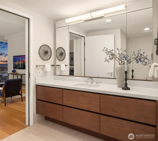 $689,000 | 121 Stewart Street, Unit 1803, Seattle, WA 98101