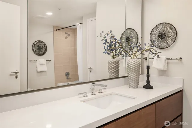 $689,000 | 121 Stewart Street, Unit 1803, Seattle, WA 98101