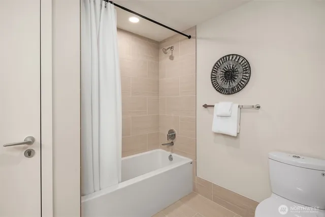 $689,000 | 121 Stewart Street, Unit 1803, Seattle, WA 98101