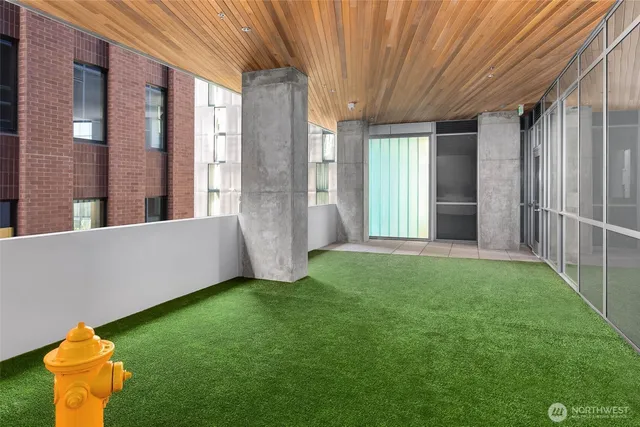 $689,000 | 121 Stewart Street, Unit 1803, Seattle, WA 98101