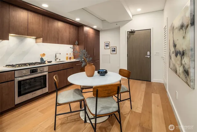 $689,000 | 121 Stewart Street, Unit 1803, Seattle, WA 98101