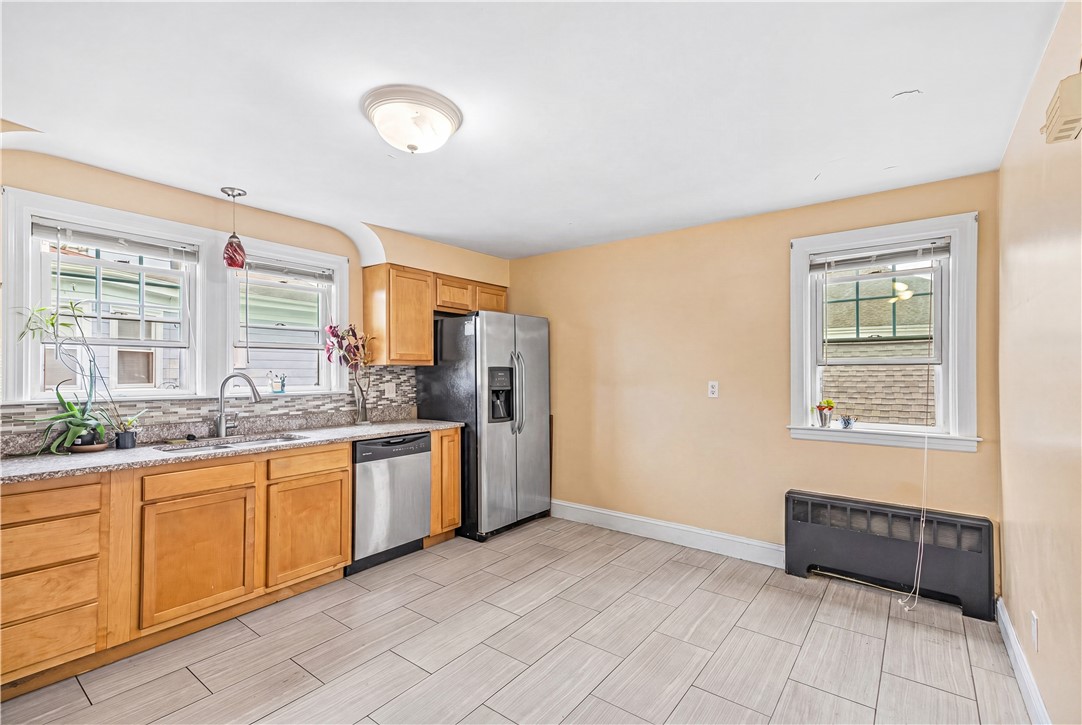 10 Booth Avenue Pawtucket, RI 02861 - Photo 28 of 48