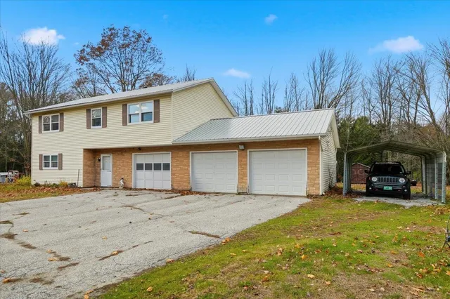 $295,000 | 192 Charles Circle, Sheldon, VT 05483