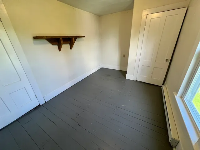 $3,200 | 986 South East Street, Unit A, Amherst, MA 01002