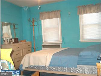 335 Maypole Road Upper Darby, PA 19082 - Photo 4 of 8 Bedroom