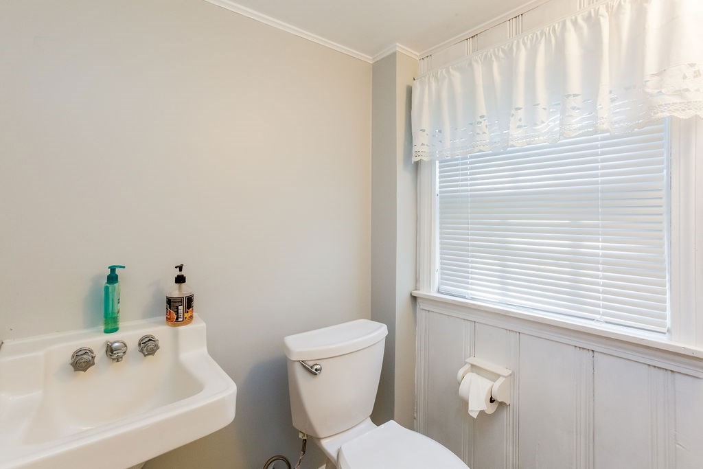 72 Elbert Road Agawam, MA 01001 - Photo 30 of 42 Gallery Image 30