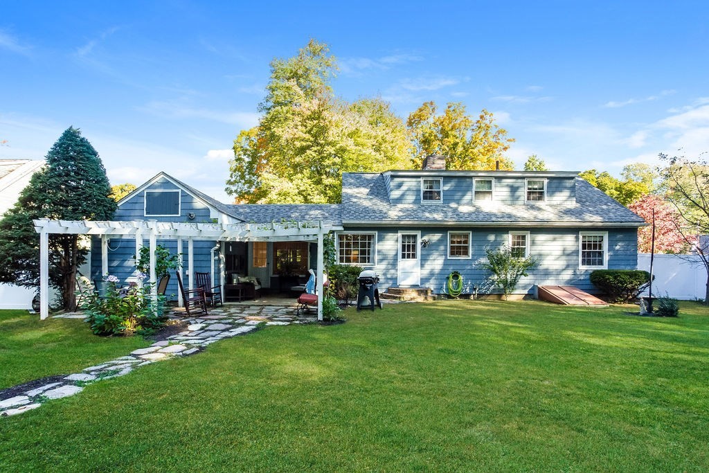 72 Elbert Road Agawam, MA 01001 - Photo 3 of 42 Gallery Image 3