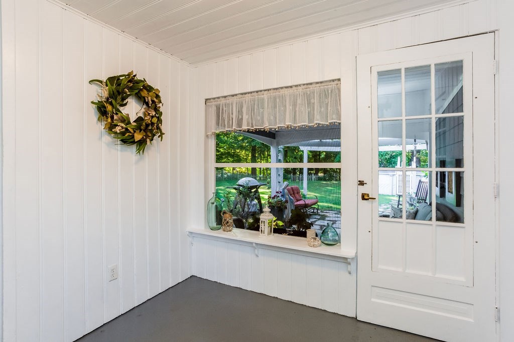 72 Elbert Road Agawam, MA 01001 - Photo 10 of 42 Gallery Image 10