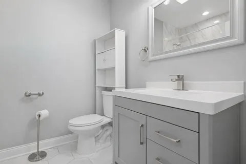 $399,995 | 4411 South Calumet Avenue, Chicago, IL 60653