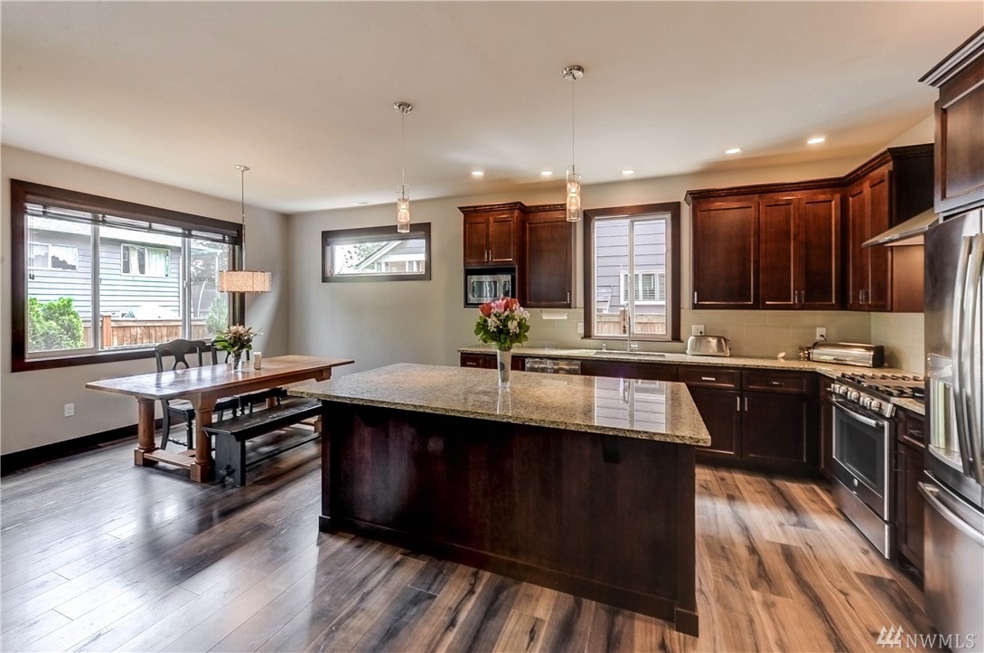 19421 Meridian Drive Southeast Bothell, WA 98012 - Photo 9 of 25