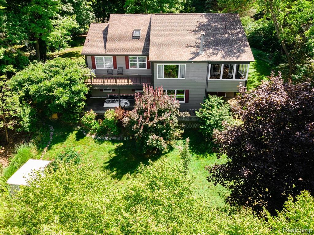 750 West Leonard Road Leonard, MI 48367 - Photo 29 of 36