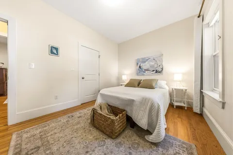 $1,075,000 | 36 Oak Street, Unit 1, Somerville, MA 02143